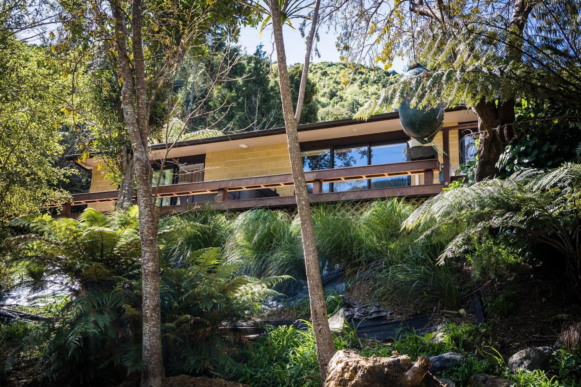 Maitai Whare Iti - Adventure Cabins & House Нельсон Екстер'єр фото